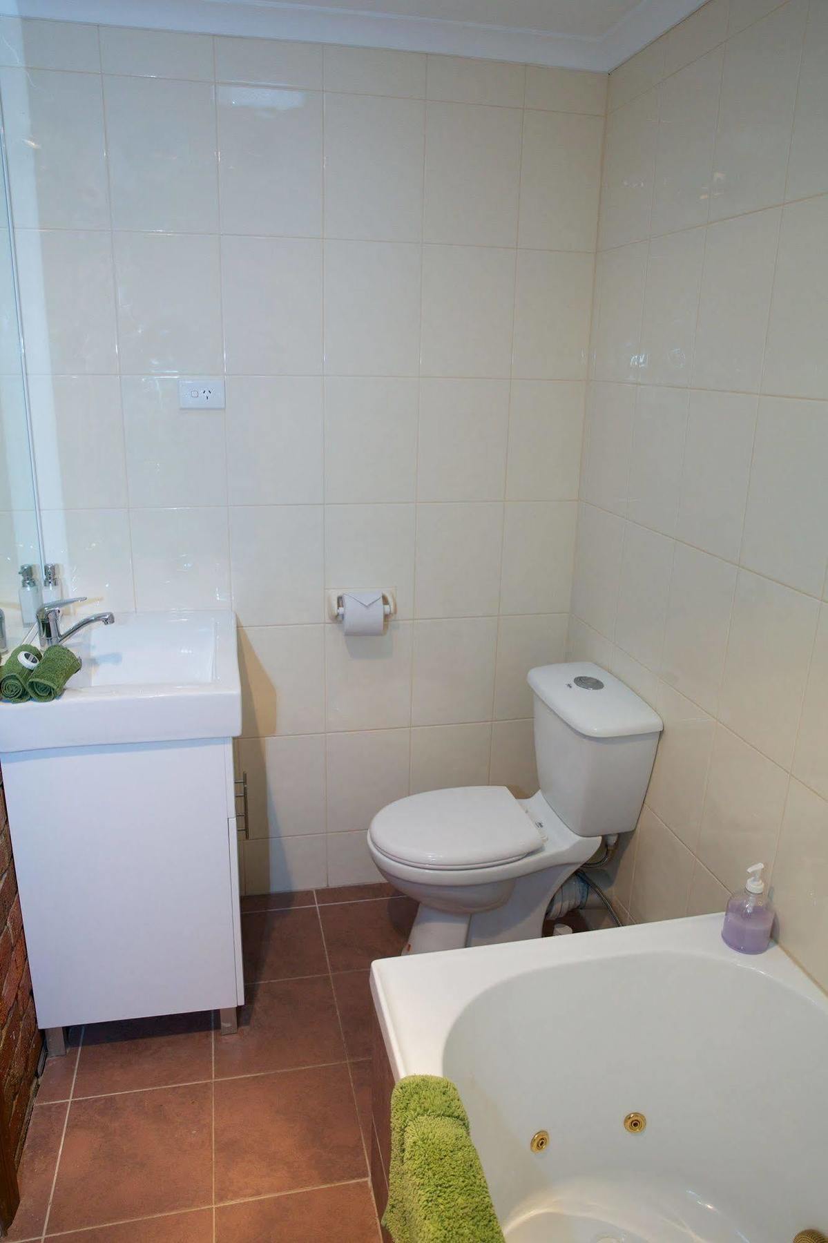 Holly Lane Mews Motel Яра Глен Екстериор снимка